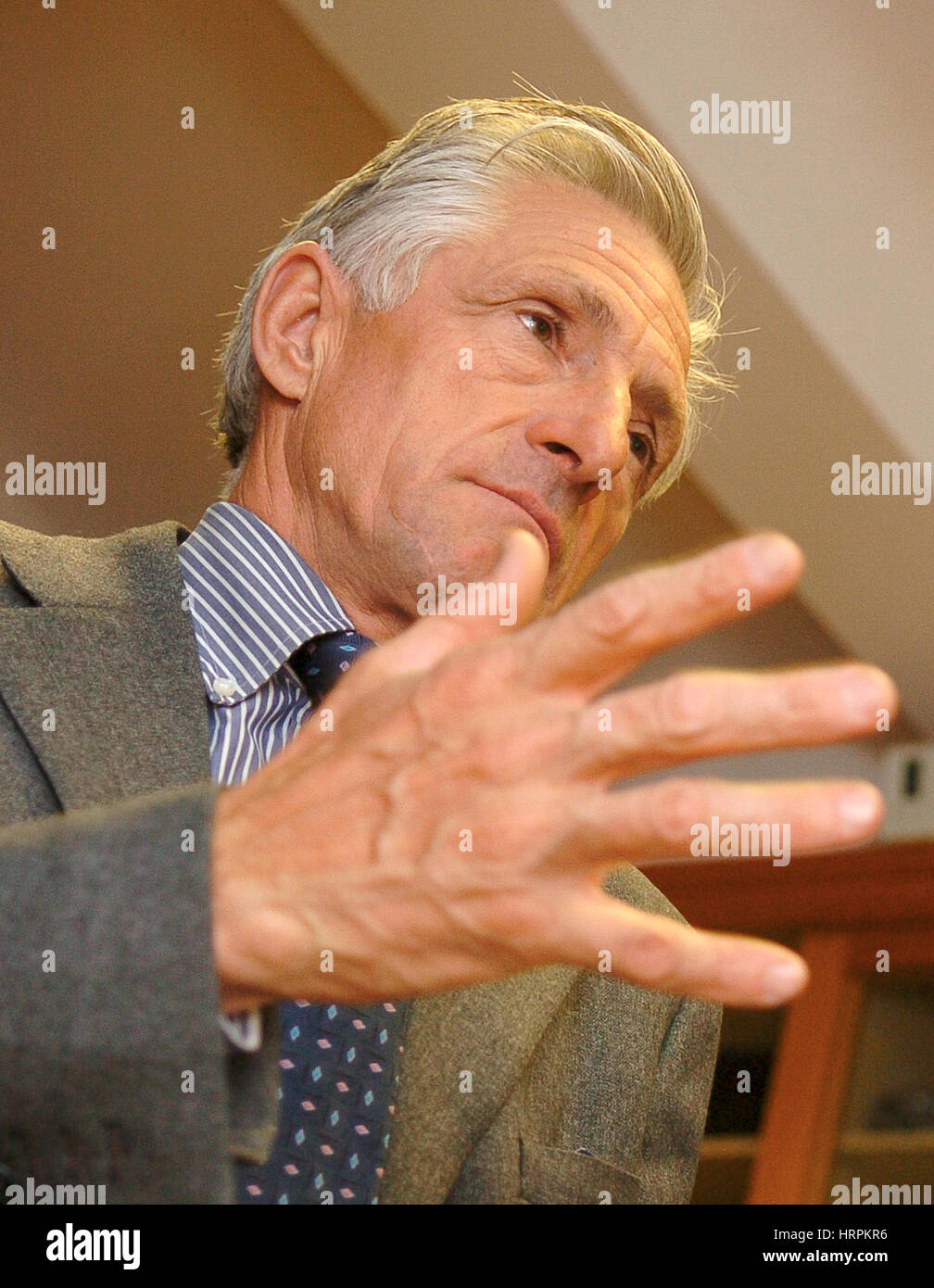 Luxemburg 11.02.2005. Italienische ehemalige Radrennfahrer Francesco Moser in einem Interview. Stockfoto