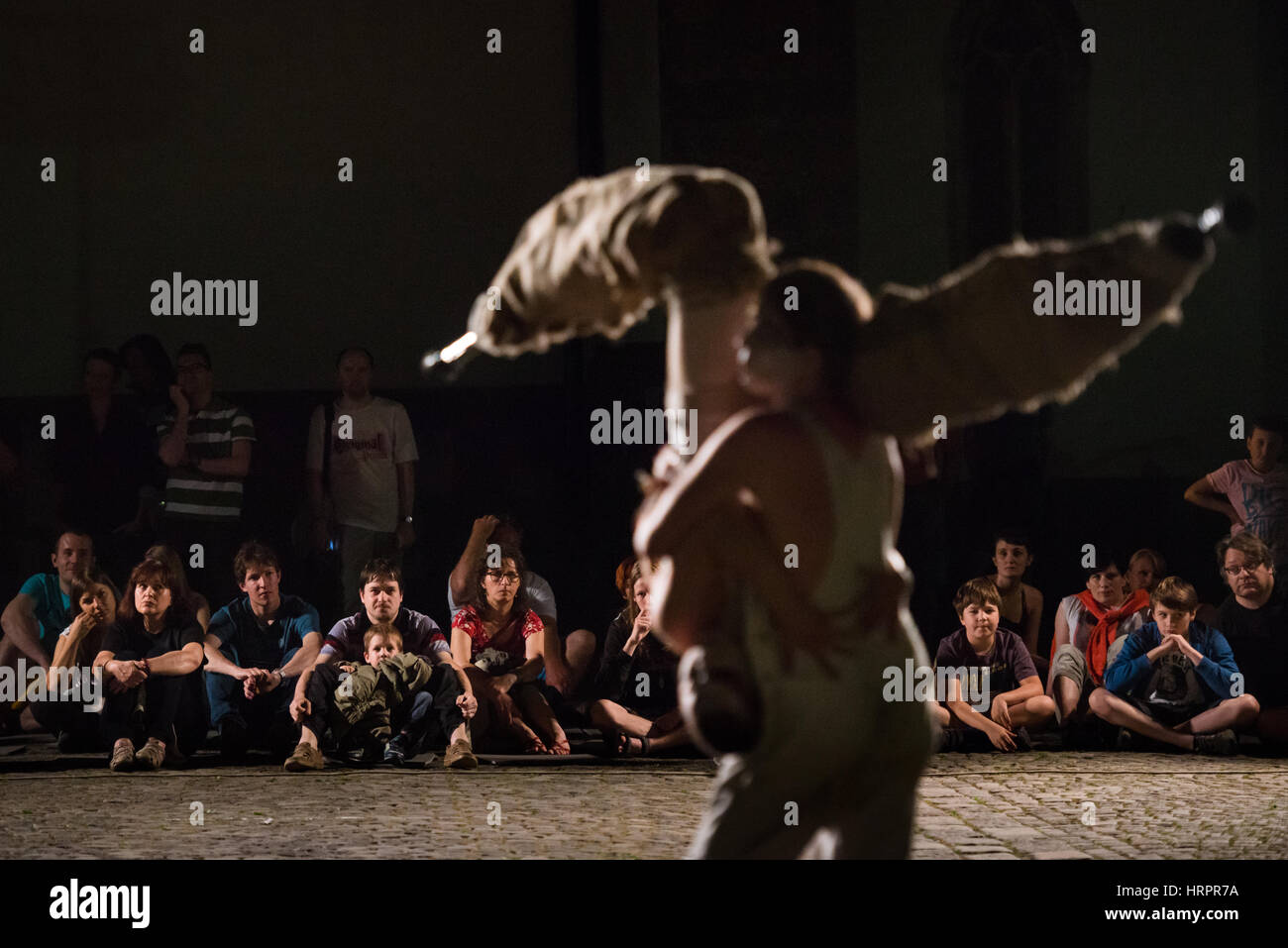 Berufungen, Straßentheater-Performance durch die Reisetasche Brigade durchgeführt am Festival Lent, Maribor, Slowenien, Europa, 29. Juni 2016 Stockfoto