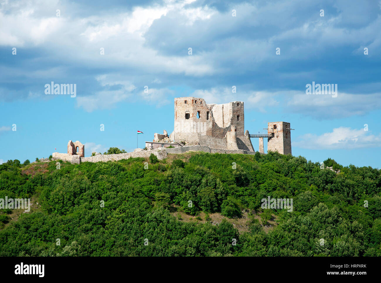 Alte Burg bei Csesznek, Ungarn Stockfoto