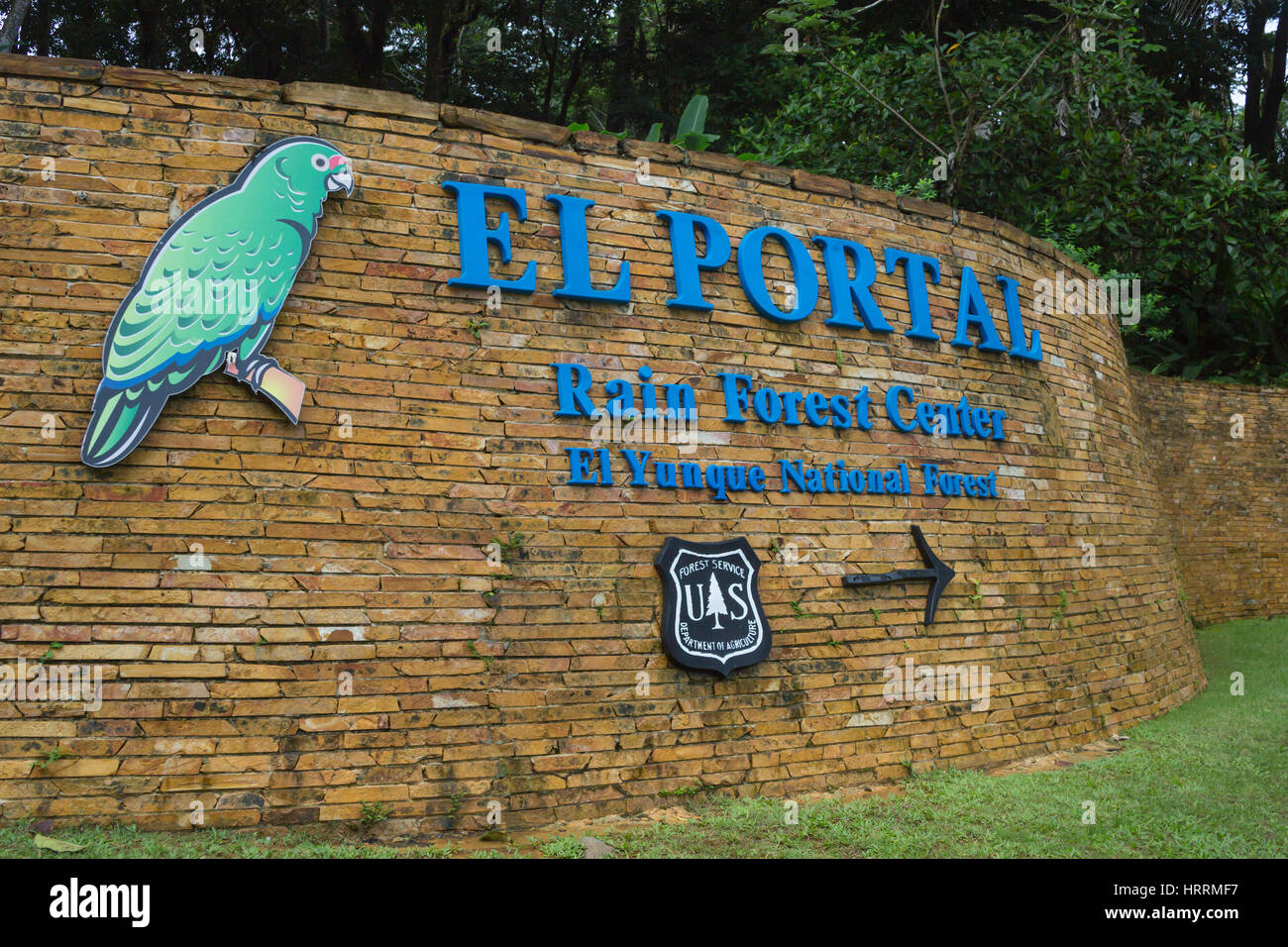 EINGANG ZEICHEN EL PORTAL REGEN WALD ZENTRUM EL YUNQUE NATIONAL FOREST RIO GRANDE PUERTO RICO Stockfoto