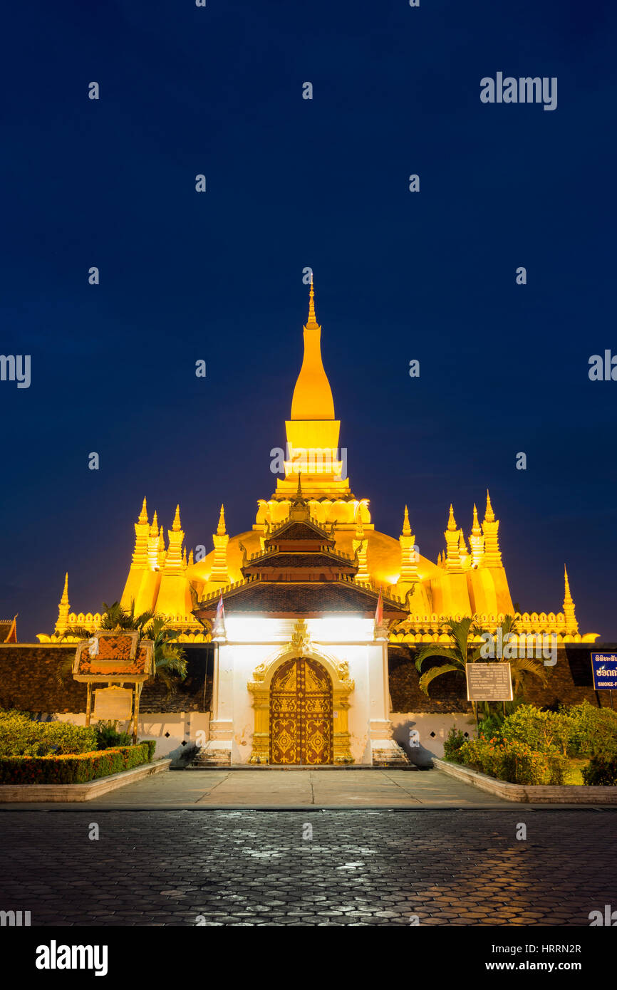 Tempel in der Nacht Stockfoto