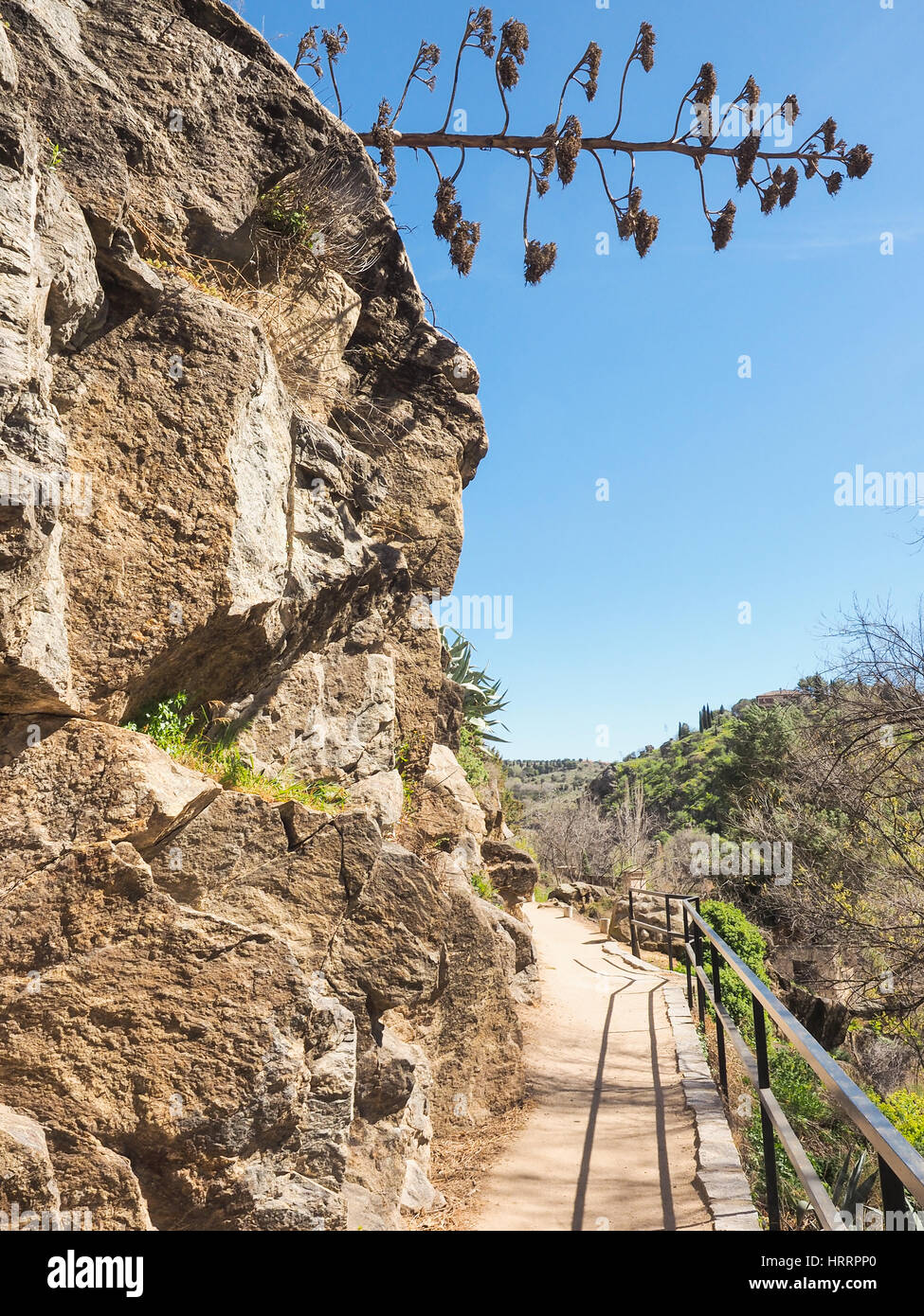 Wanderweg in den Bergen von Kastilien, Spanien Stockfoto