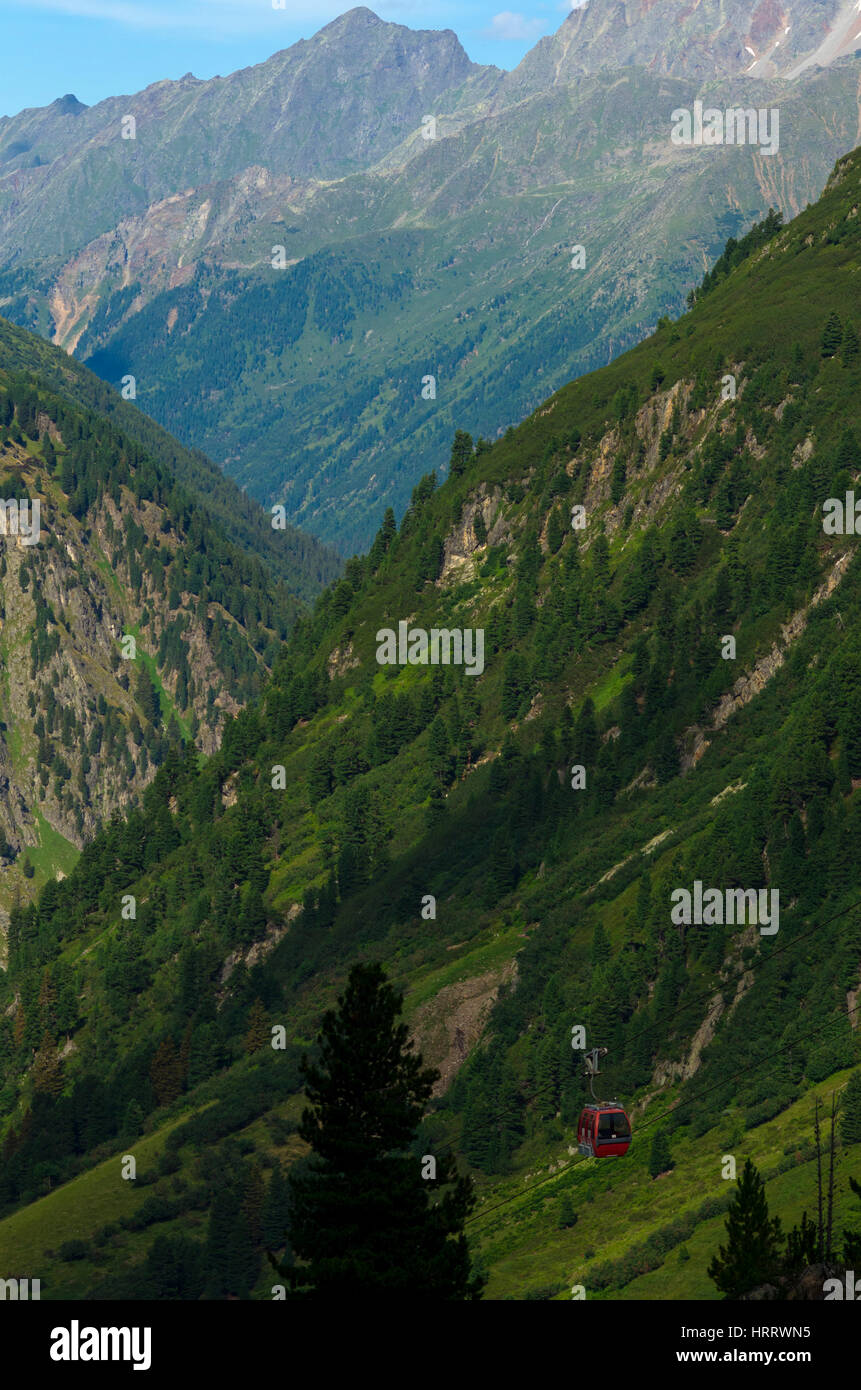 Raue Berglandschaft Stockfoto