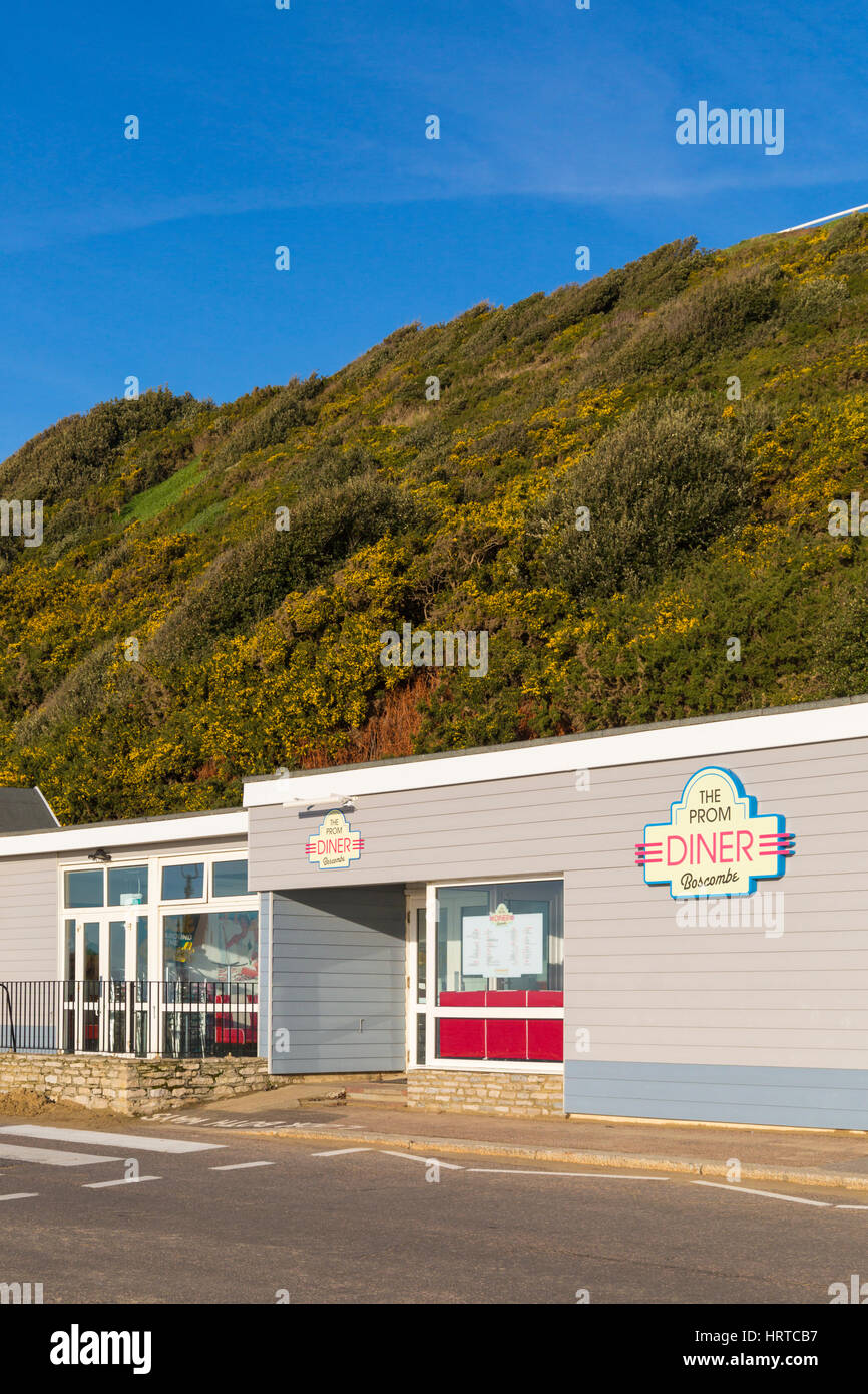 Die Prom Diner Boscombe, ein American Diner Themen und Take-away in der Nähe von Boscombe Pier Undercliff Drive, Boscombe, Bournemouth im Januar Stockfoto