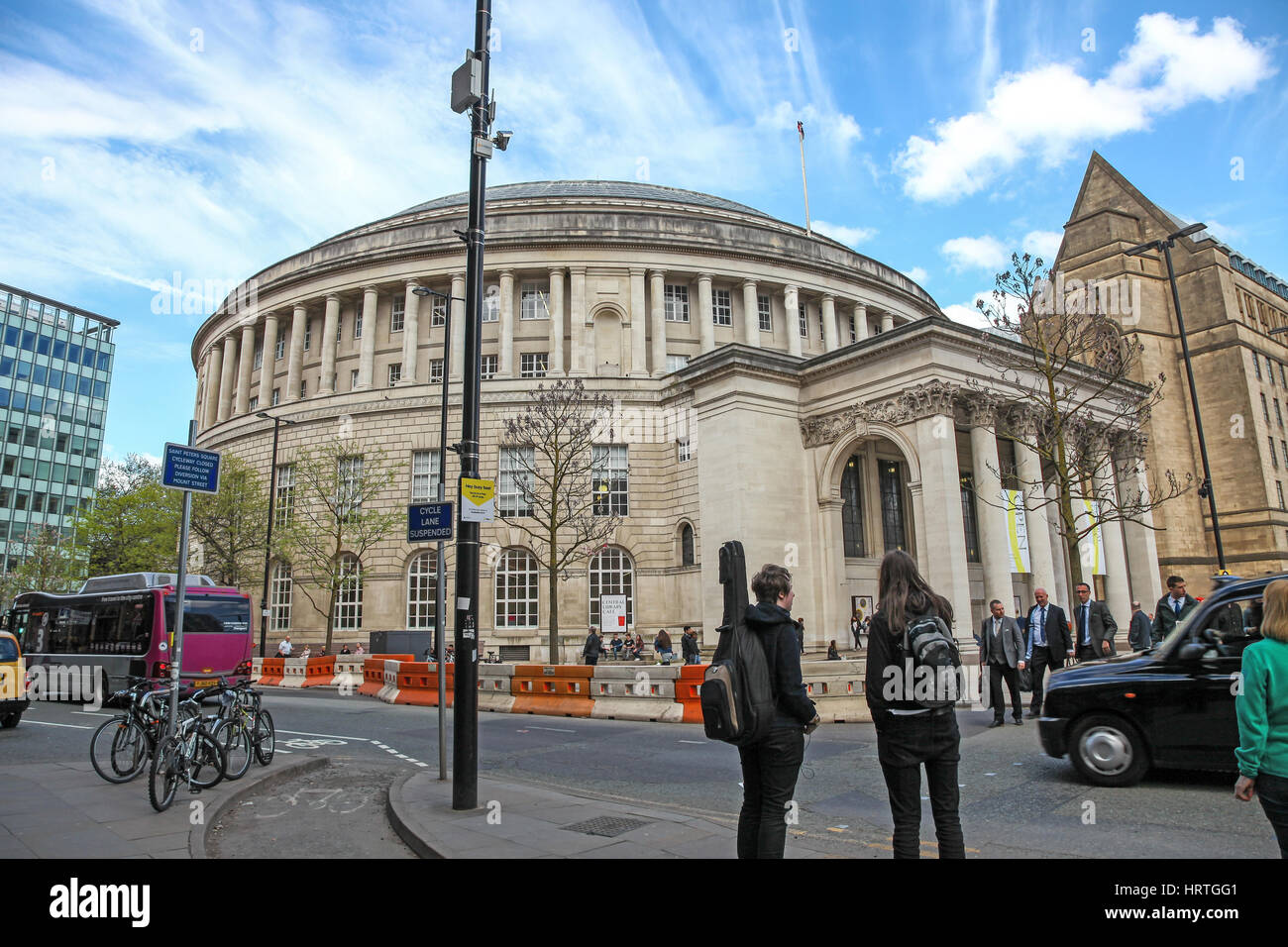 Manchester Central Library ist der Sitz der Stadtbibliothek und Informationsdienst in Manchester, England, UK, mit Blick auf St. Peter's Square Stockfoto