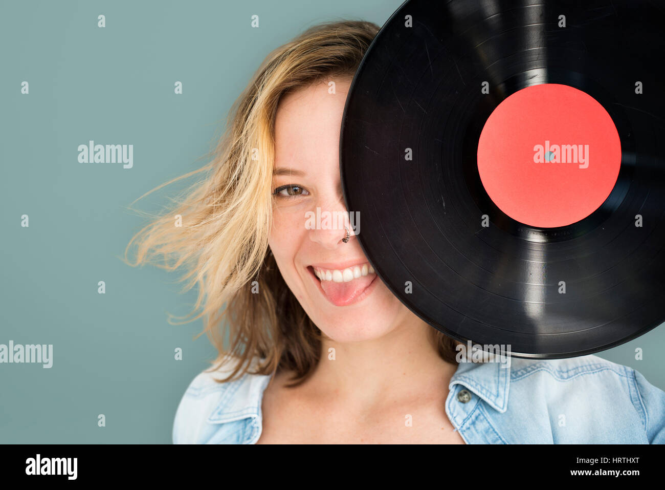 Kaukasische Lady Vintage Vinyl-Konzept Stockfoto