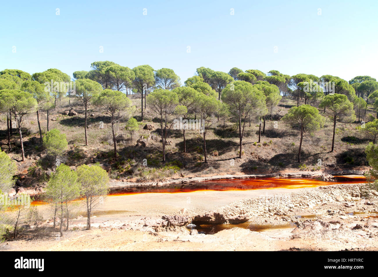 Rotes Eisen reichen Wasser Rio Tinto River Tal, Minas de Riotinto, Huelva, Spanien Stockfoto