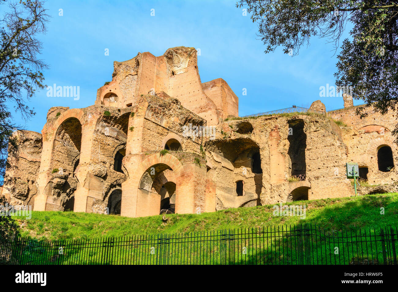Haus des Augustus ist die erste große Website beim Betreten der Palatin in Rom, Italien. Es diente als der Hauptwohnsitz des Kaisers Augustus während Stockfoto