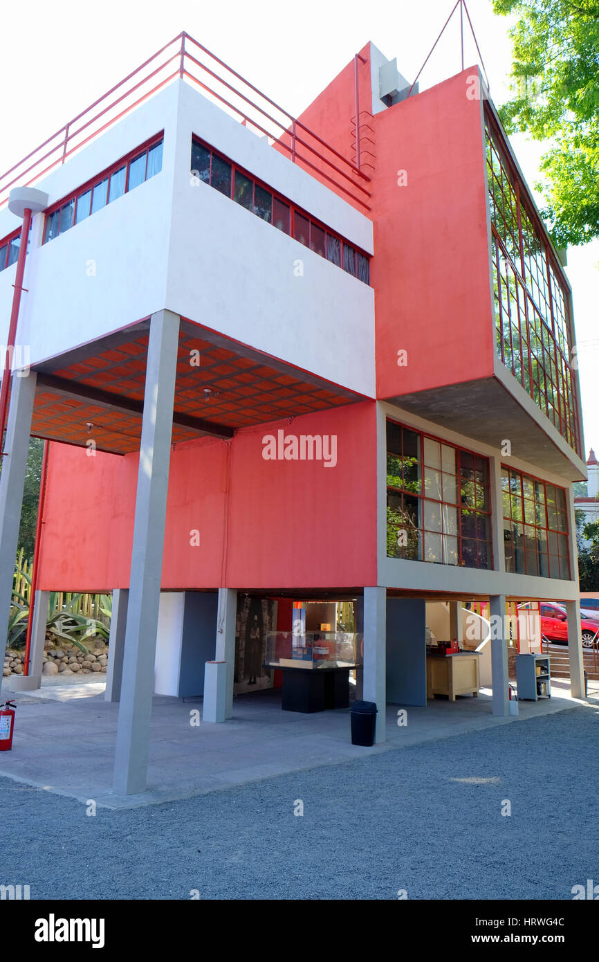 Äußere des Hauses Studio Museum von Diego Rivera und Frida Kahlo, Colonia San Angel Inn, Alvaro Obregon, Mexiko DF. Stockfoto