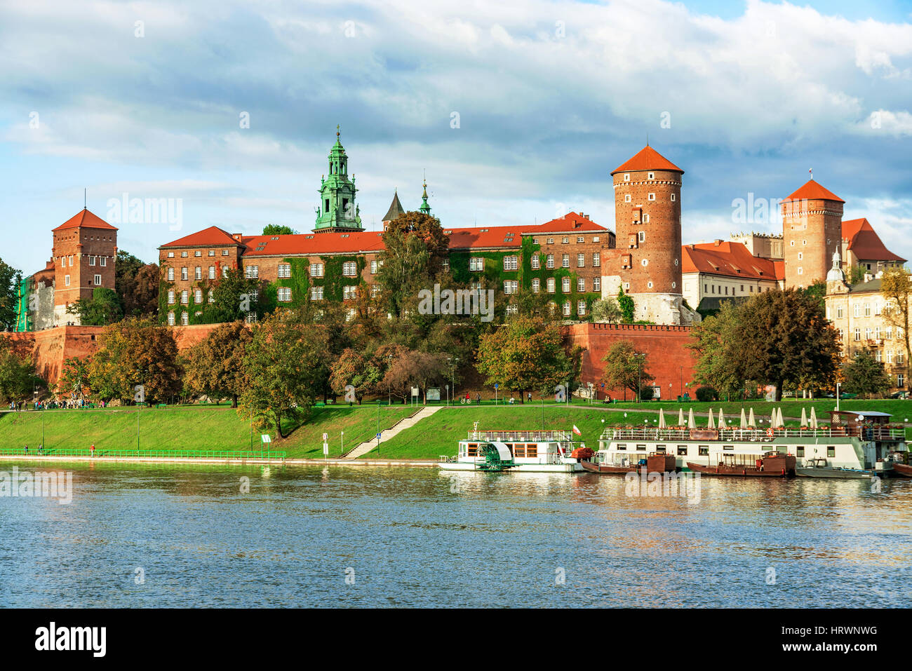 Blick auf das Schloss Wawel und Weichsel Stockfoto