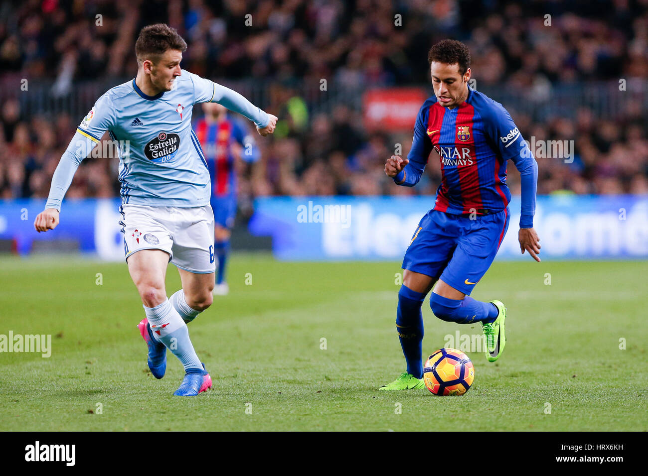 Barcelona, Spanien. 4. März 2017. Neymar jr und Nemanja Radoja während des Spiels zwischen FC Barcelona Vs Real Club Celta de Vigo, für den 26. Spieltag der Liga Santander, spielten im Stadion Camp Nou, Barcelona, Spanien, Spanien. Foto: CronosFoto/Urbanandsport/Alamy Live-Nachrichten Stockfoto