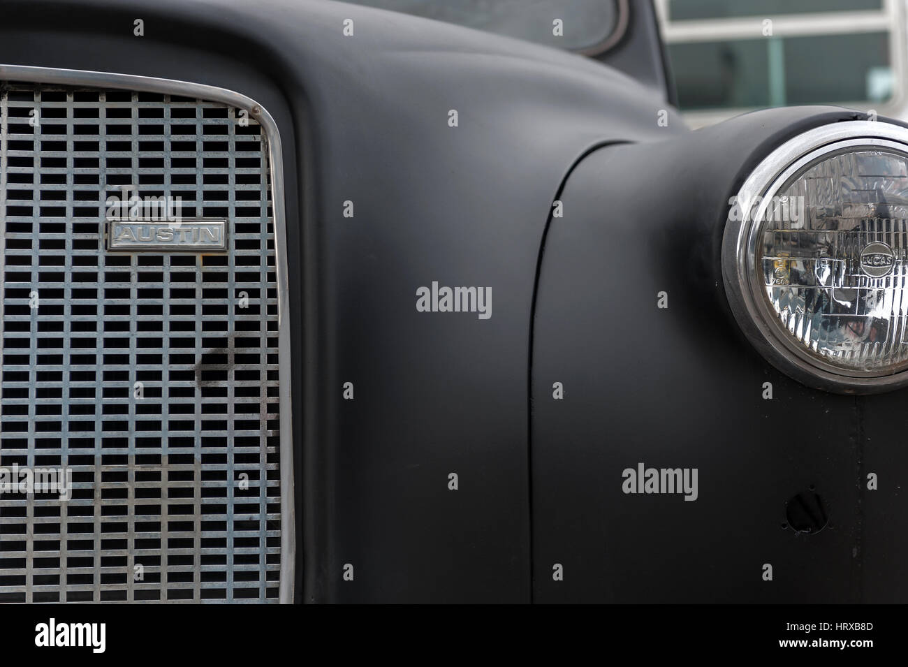 Grill und Scheinwerfer auf schwarzen Austin Stockfoto