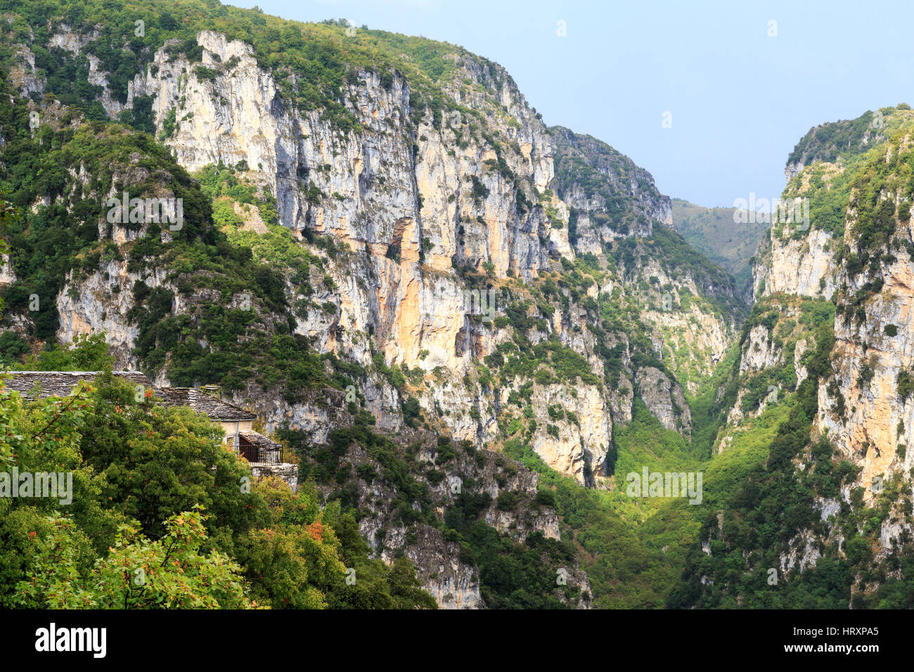 Kloster von Agia Paraskevi, Monodendri, Zagoria, Griechenland Stockfoto