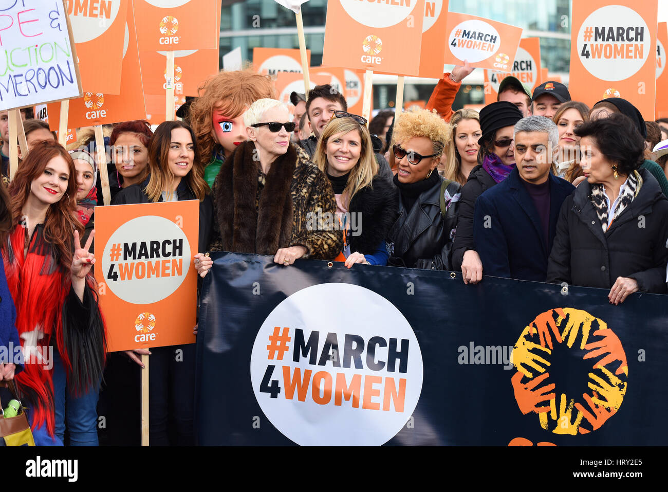 Mel C Annie Lennox am 4. März Frauen Veranstaltung im Rahmen des Internationalen Tages der Frau. Ein Konzert im Rathaus wurde durch eine im März auf dem Tower von London gefolgt Stockfoto