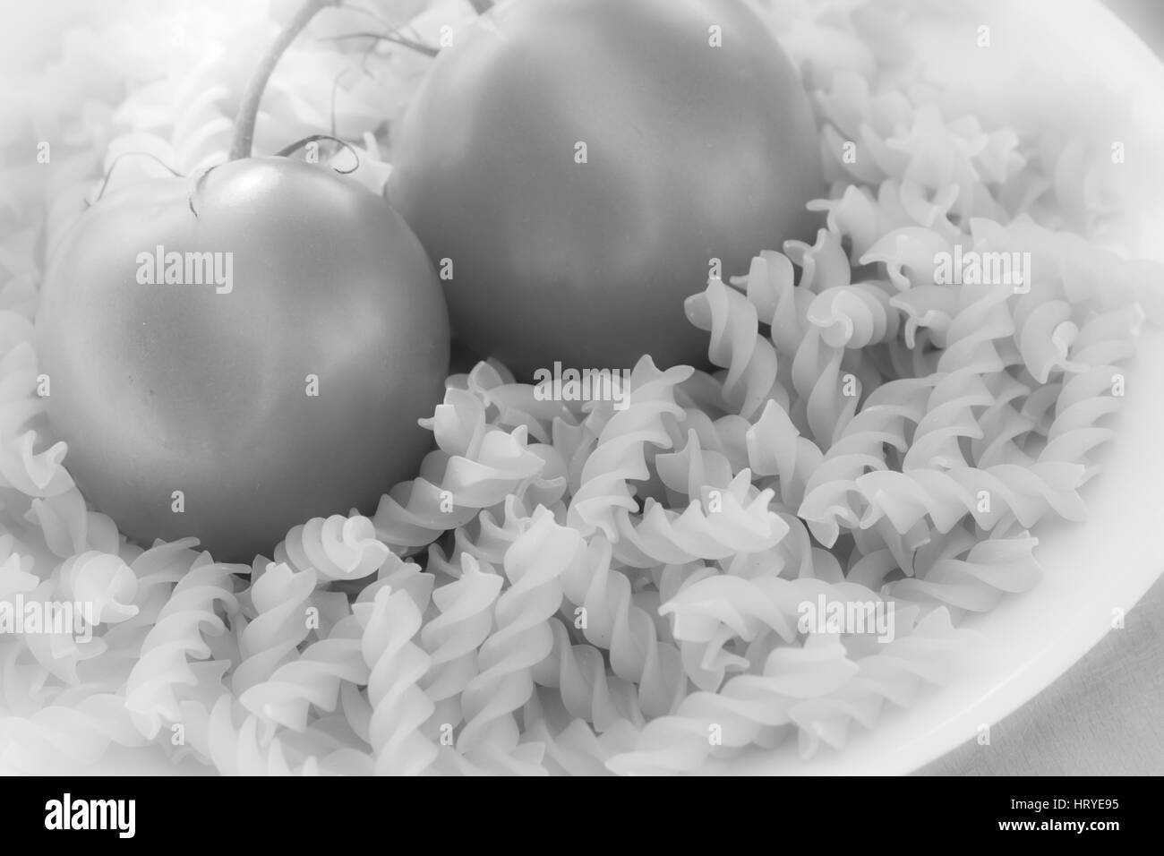 Italienische Fusilli Nudeln mit Tomaten Stockfoto