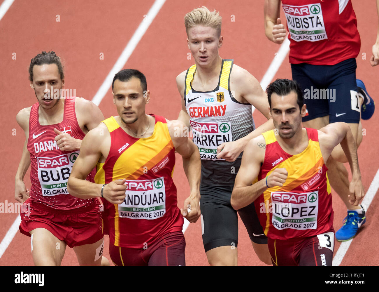 Belgrad, Serbien. 4. März 2017. Andreas Bantusprache aus Dänemark (l-R), Daniel Andujar aus Spanien, Robert Farken aus Deutschland und Kevin Lopez aus Spanien in Aktion während der Männer 800m Halbfinale im Finale European Athletics Indoor WM 2017 in Belgrad, Serbien, 4. März 2017. Foto: Sven Hoppe/Dpa/Alamy Live News Stockfoto