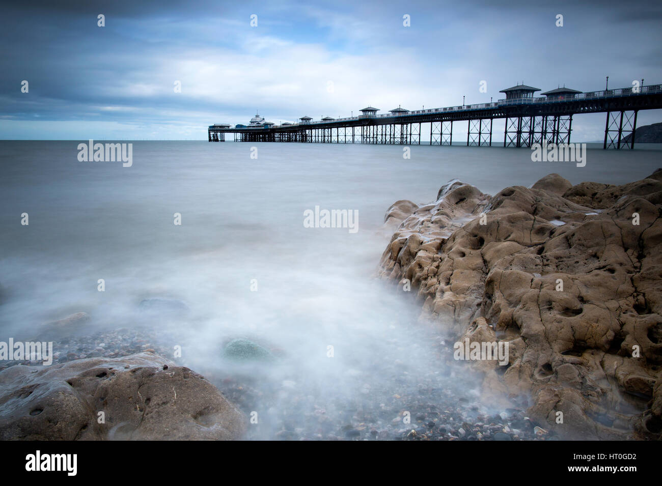 Foto von Jamie Callister ©. Llandudno Pier, Conwy Grafschaft, Nord-Wales, 4. März 2017. Stockfoto