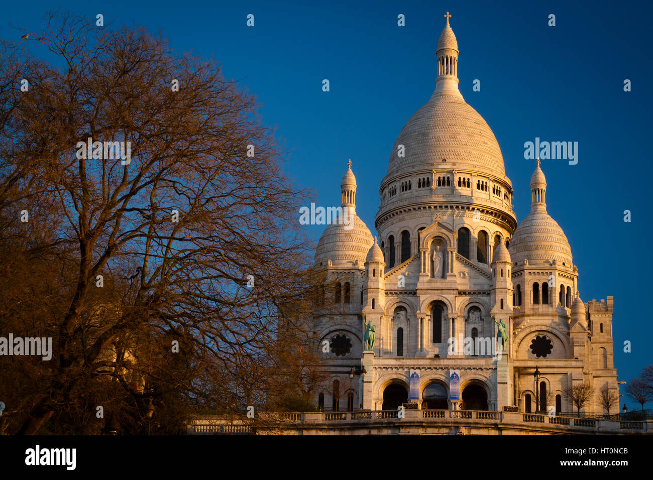 Basilika des Heiligen Herzens von Paris. Montmartre. Paris, Frankreich, Europa. Stockfoto