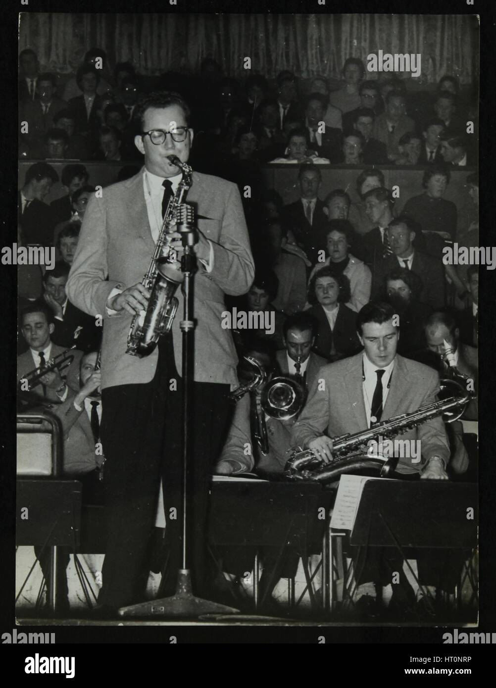 Der Stan Kenton Orchestra in Konzert, 1956. Künstler: Denis Williams Stockfoto