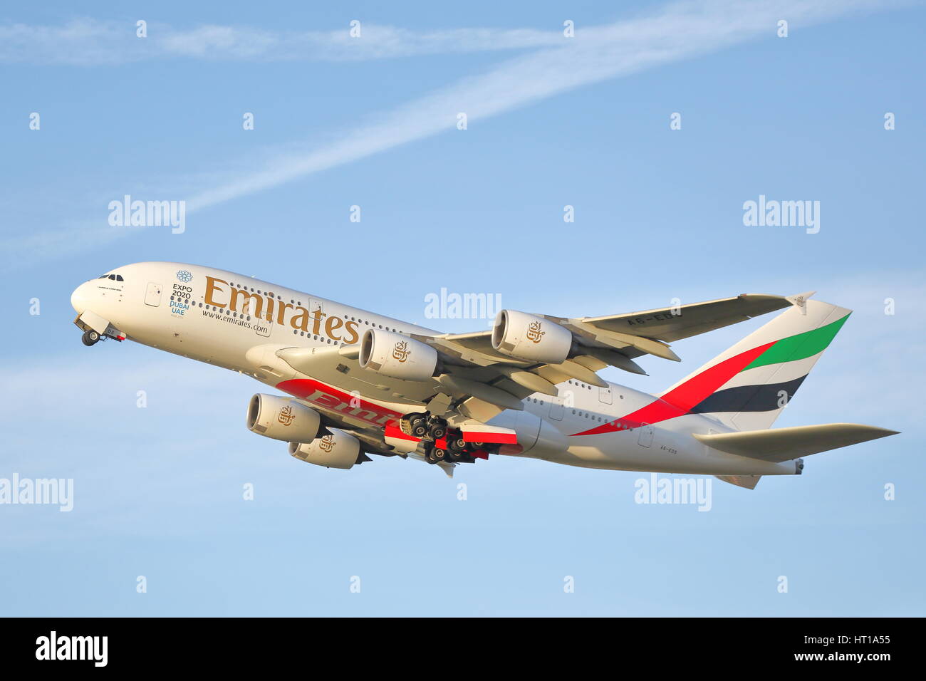 Emirates Airbus A380 A6-EDS Abflug vom Flughafen London Heathrow, Großbritannien Stockfoto