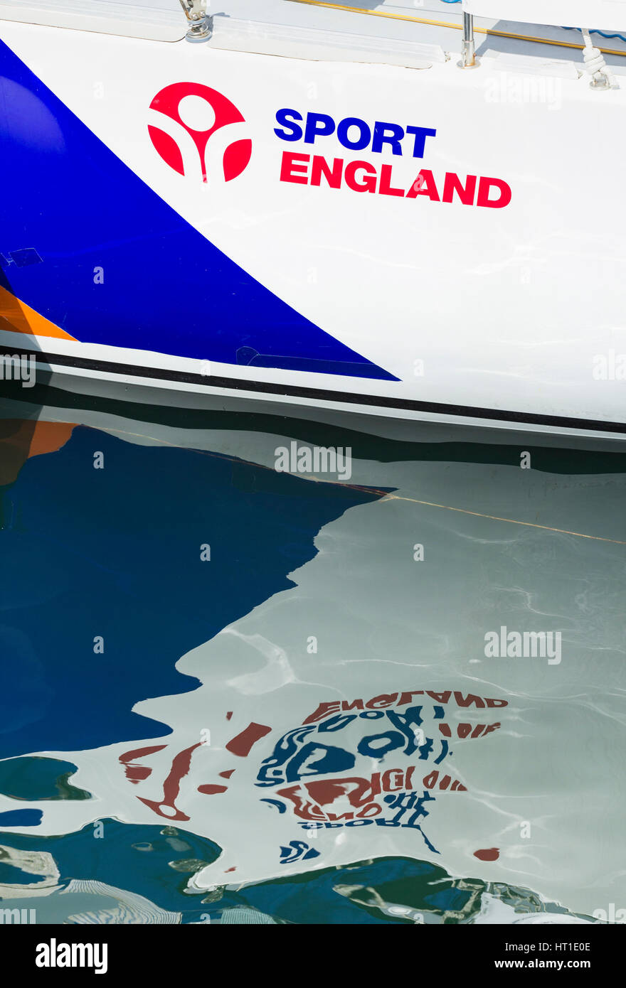 Sport England Logo auf Yacht am ARC Transatlantic Race/Rally teilnehmen. Stockfoto