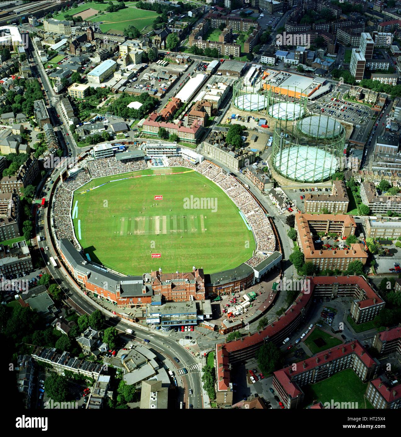 Der Oval Cricket Ground, Kennington, London, 2001. Künstler: Historisches England Angestellter Fotograf. Stockfoto