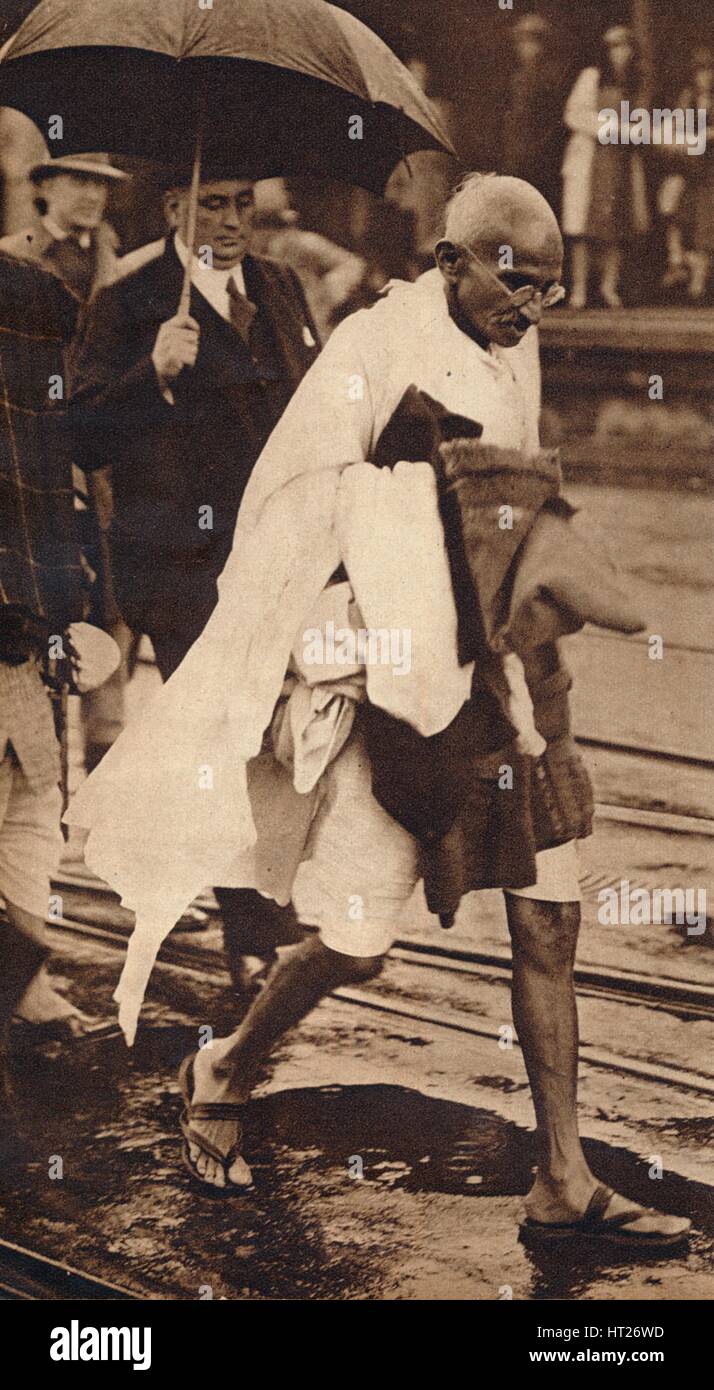 "Gandhi in London", 1930, (1938). Künstler: unbekannt. Stockfoto