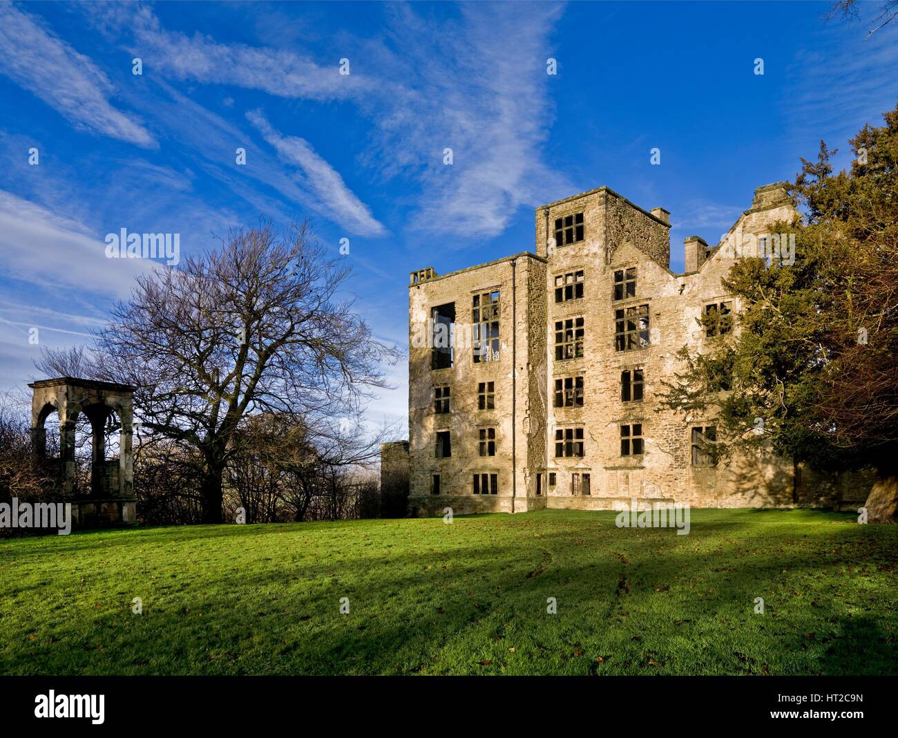 Hardwick Old Hall, Derbyshire, 2009. Künstler: Historisches England Angestellter Fotograf. Stockfoto