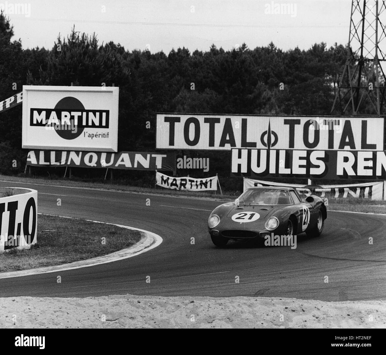 1965 Le Mans gewann Ferrari 250 LM von Jochen Rindt und Masten Gregory Artist: unbekannt. Stockfoto