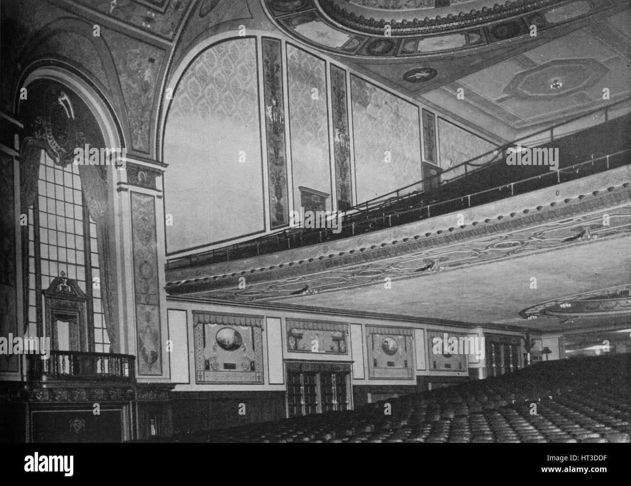 In der Zeile des Balkons, der Allen Theater, Cleveland, Ohio, 1925. Künstler: unbekannt. Stockfoto