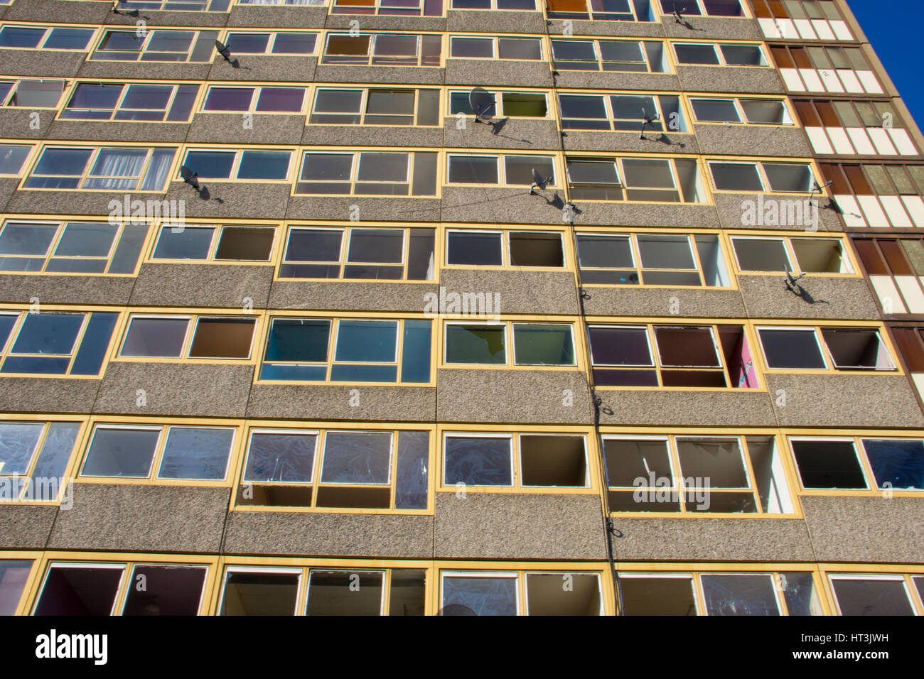 Ein Block von Gemeindewohnungen in der Heygate-Siedlung in South East London. Zwischen 2011 und 2014 wurde es abgerissen. Stockfoto