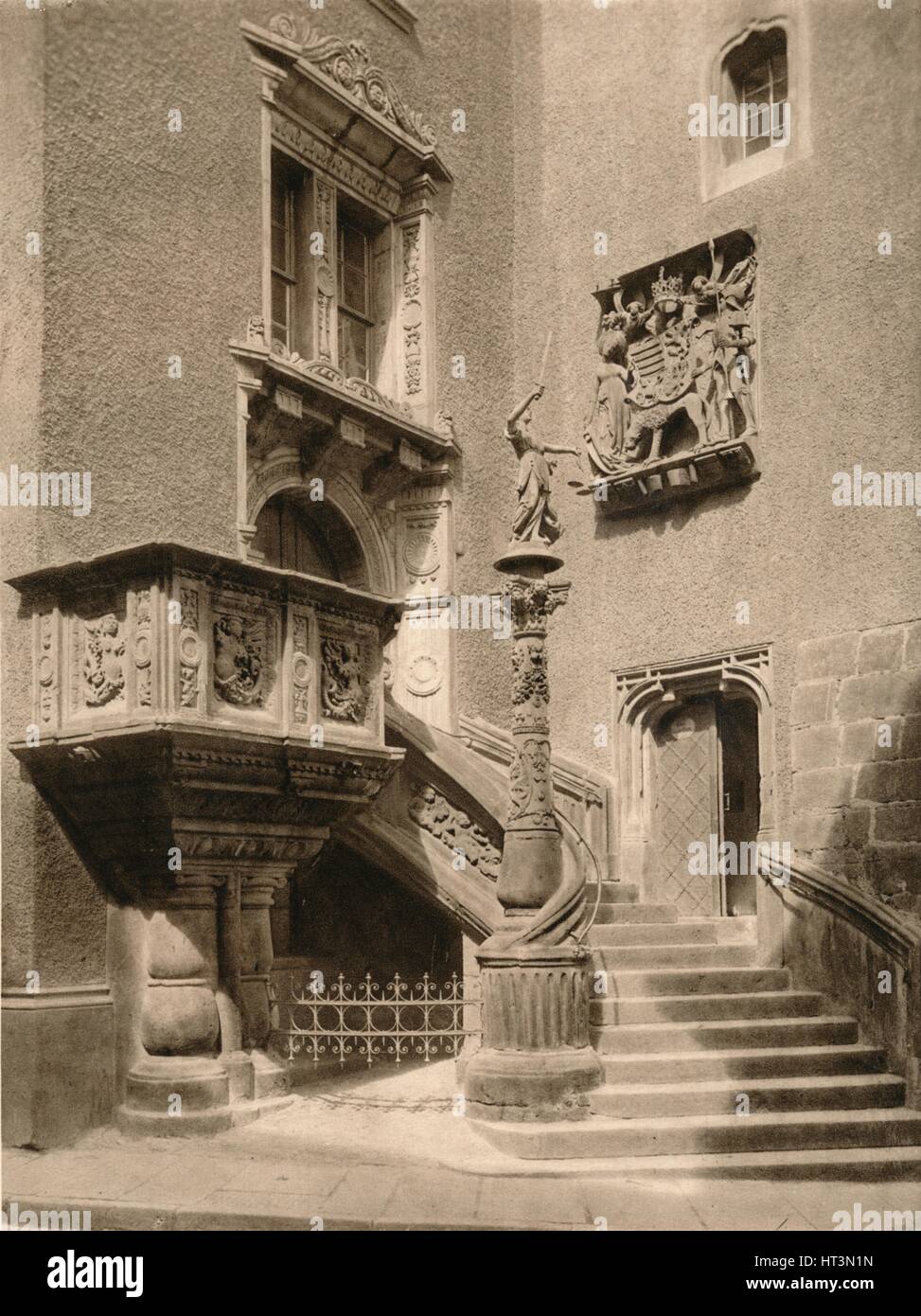 "Goritz - Rathaus-Treppe", 1931. Künstler: Kurt Hielscher. Stockfoto