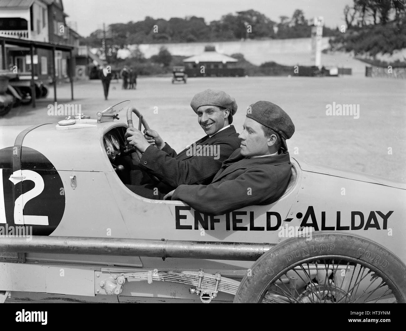 Enfield-Alltag von Woolf Barnato auf dem GBA 200 Meilen Rennen in Brooklands, 1922. Künstler: Bill Brunell. Stockfoto
