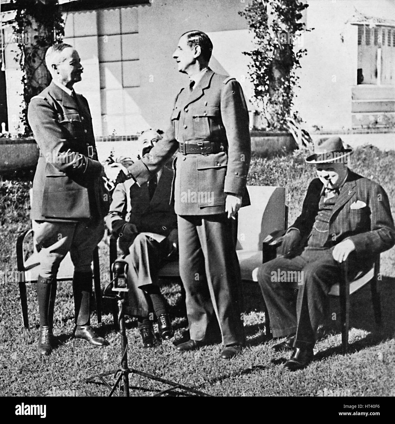 '' Henri Giraud und de Gaulle während der Casablanca-Konferenz, Januar 1943 (1945). Künstler: unbekannt. Stockfoto
