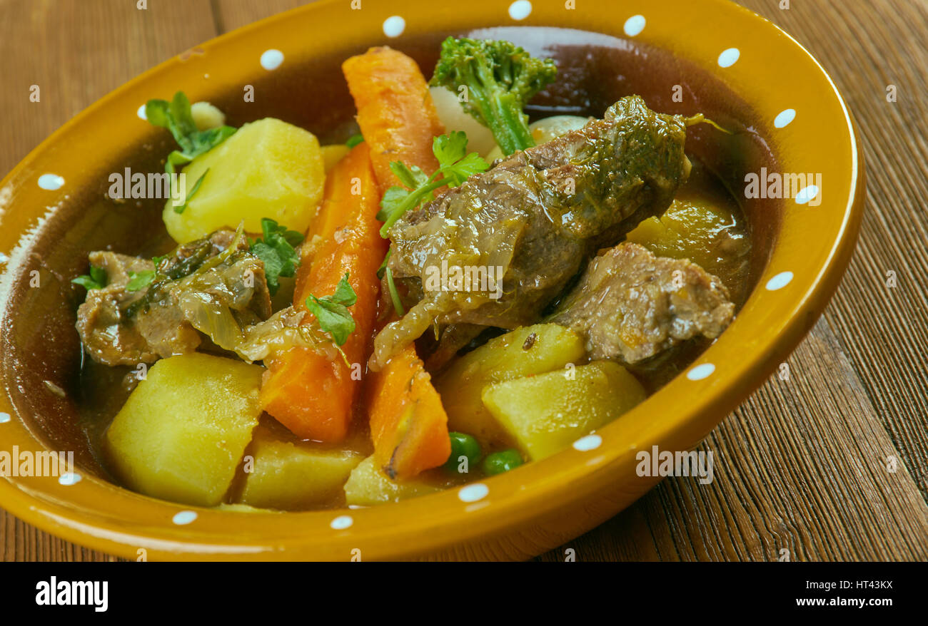 Welsh Lamm-Eintopf mit Gemüse - Cawl Stockfoto