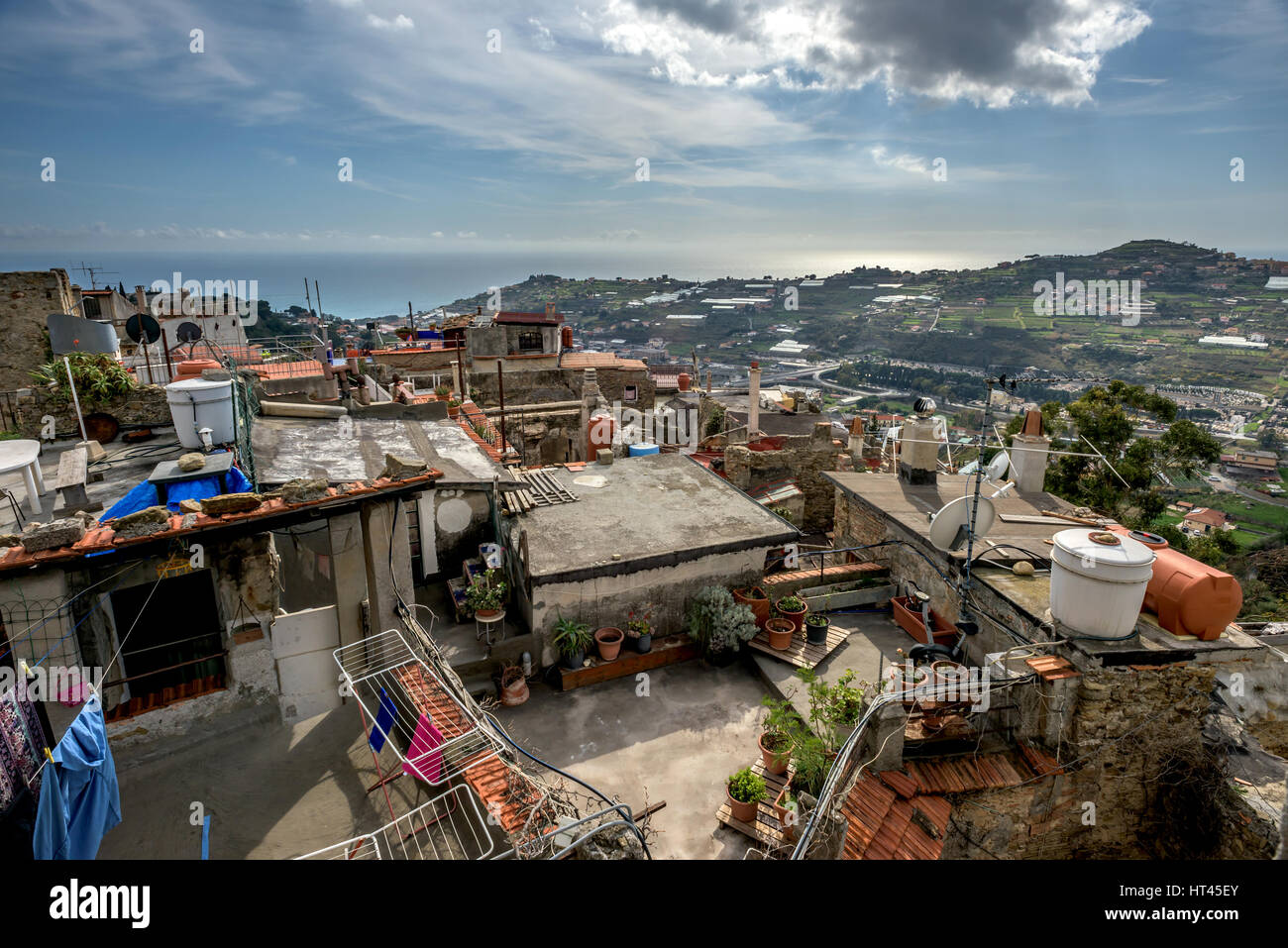 Die einst verlassenen Dorf Bussana Vecchia in Ligurien, Italien Stockfoto