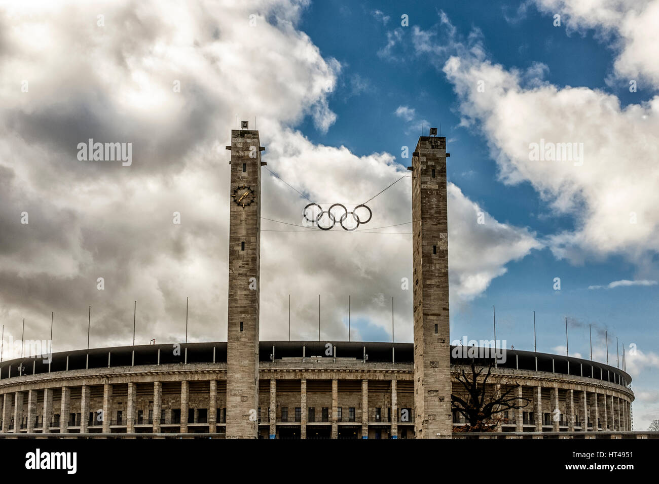 Berlin, Deutschland, The Olimpia Stadion (Olympiastadion), außen Stockfoto