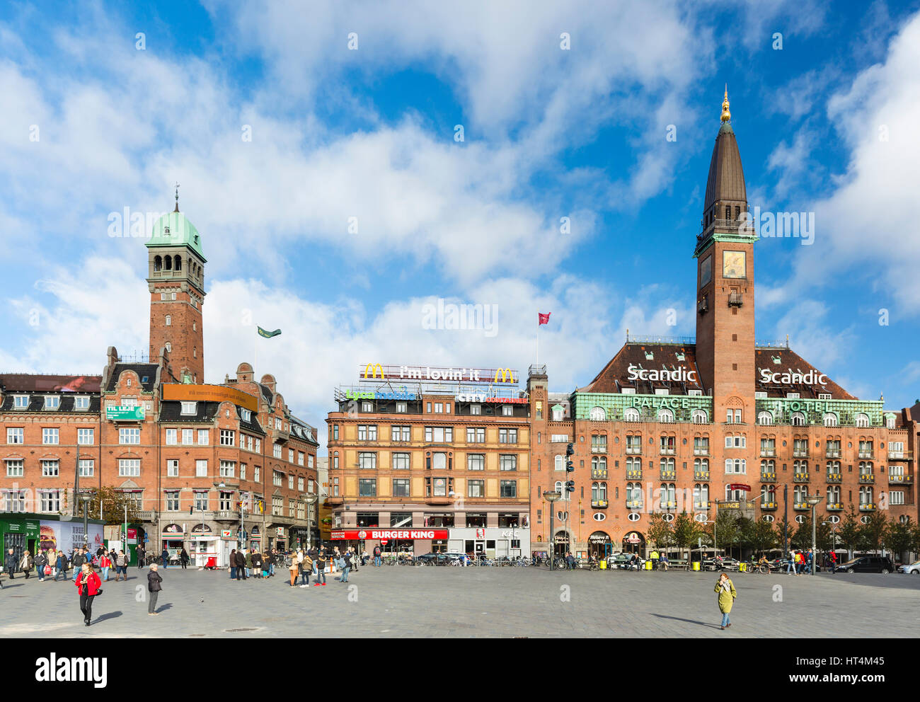 Kopenhagen - 23.Oktober: Scandic Palace Hotel und Radhuspladsen in Kopenhagen in Dänemark am 23. Oktober 2015 Stockfoto