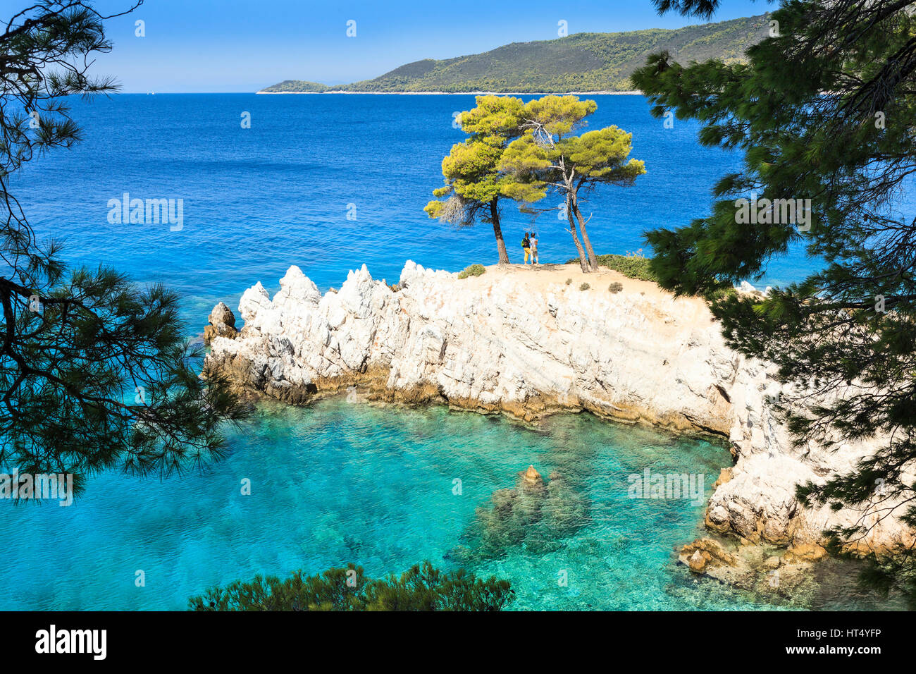 Kap Amarentos und die Mama Mia "drei Bäume" zeigen, Skopelos, Griechenland Stockfoto