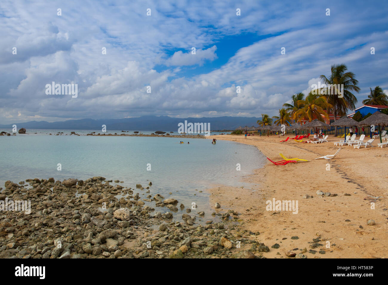 Spielen Giron, Kuba - Januar 30,2017: am Strand Playa Giron, Kuba. Dieser Strand ist berühmt für seine Rolle während der Schweinebucht-Invasion. Stockfoto