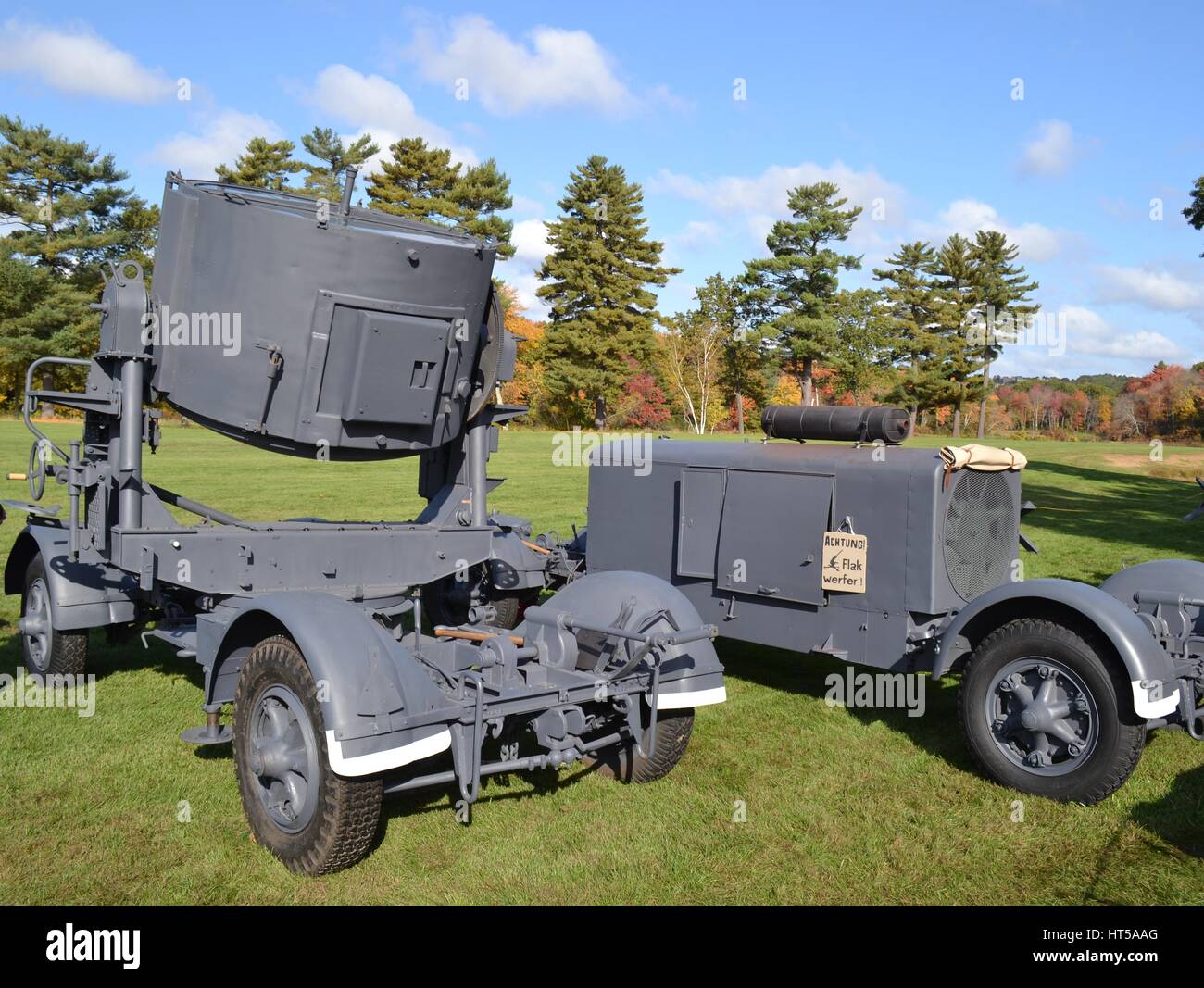 Erhaltene WW2 deutsche 150cm Scheinwerfer auf dem display Stockfoto