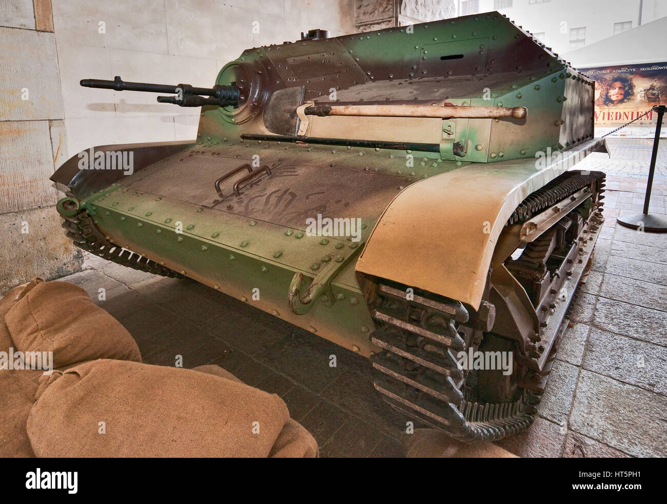 1930er Jahre polnische TKS Tankette, verwendet im 2. Weltkrieg für Aufklärungs- und Infanterie-Unterstützung, polnische Armee-Museum in Warschau, Polen Stockfoto