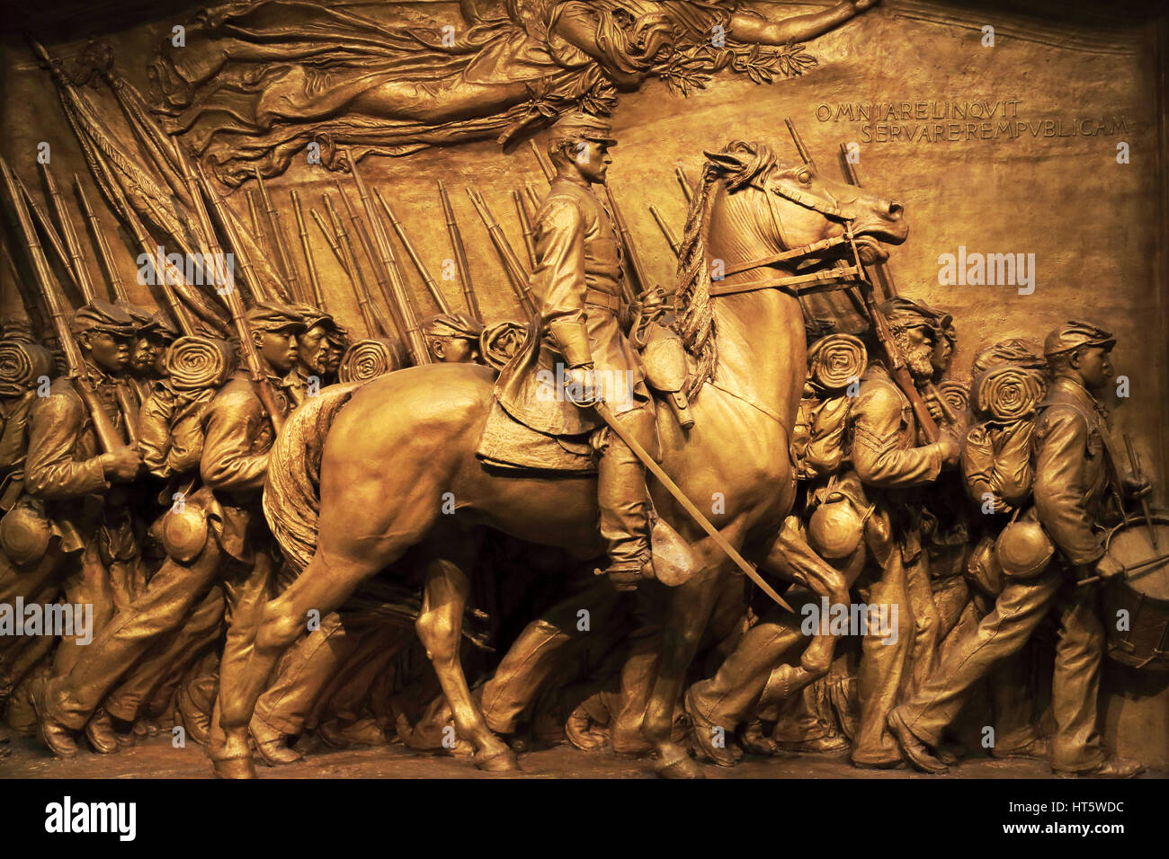 Das Modell der Gedenkstätte für Robert Gould Shaw und das Massachusetts Fifty-Fourth Regiment von Augustus Saint-Gaudensin in der National Gallery of Art. Washington Stockfoto