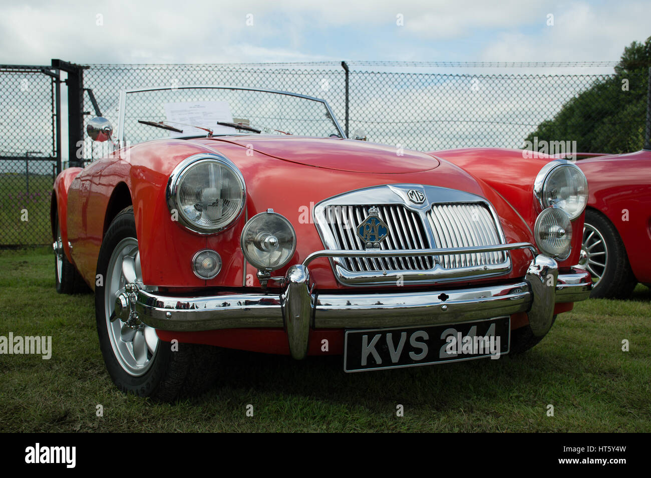 MANCHESTER, Vereinigtes Königreich - 11. Juli 2015: 1992 MG Roadster Oldtimer. Juli 2015. Stockfoto