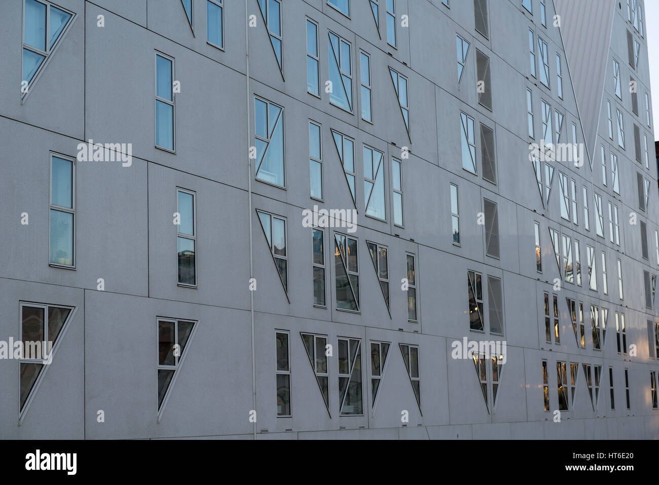 Die Isbjerget (Eisberg) Gebäude in Aarhus Oe, Aaarhus Osten, ein neues Stadtquartier an der Front Habor, Aarhus, Nord-Jütland, Dänemark, Europa, Stockfoto
