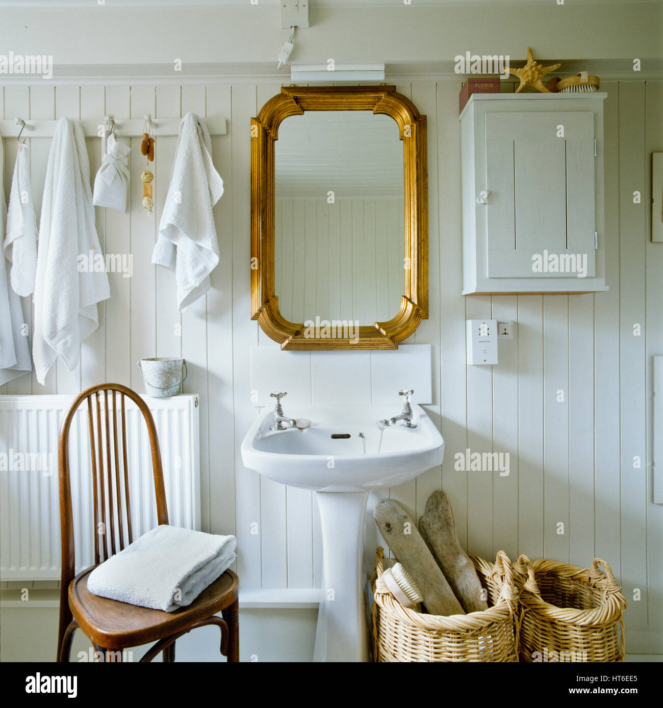 Neutrale Badezimmer. Stockfoto