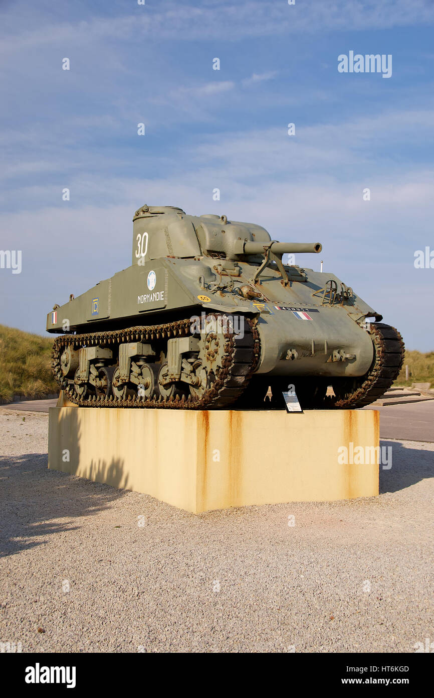 Sherman-Panzer am LeClerc-Denkmal am Utah Beach, Normandie, Frankreich Stockfoto