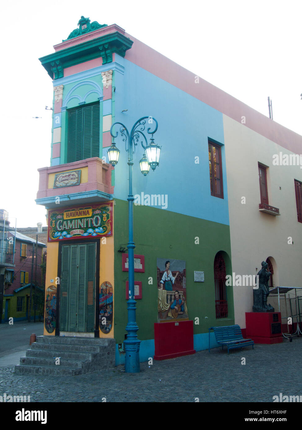 Bunte Häuser in Caminito, Nachbarschaft La Boca, Buenos Aires, Argentinien. Stockfoto