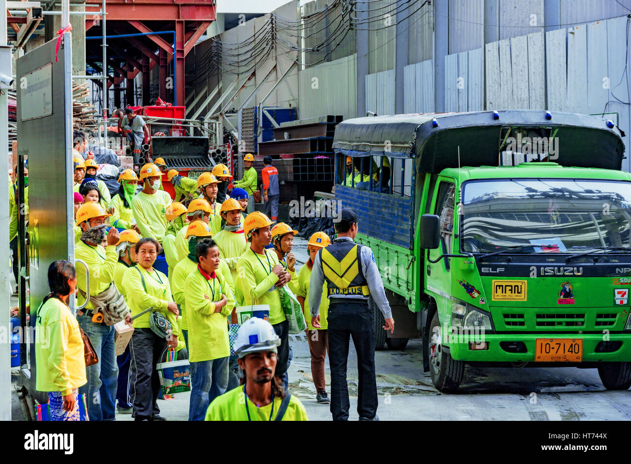 BANGKOK, THAILAND - 29. Januar: Dies ist ein Team der Bauarbeiter arbeiten auf einer Baustelle in der Innenstadt von Bangkok am 29. Januar 2017 Stockfoto