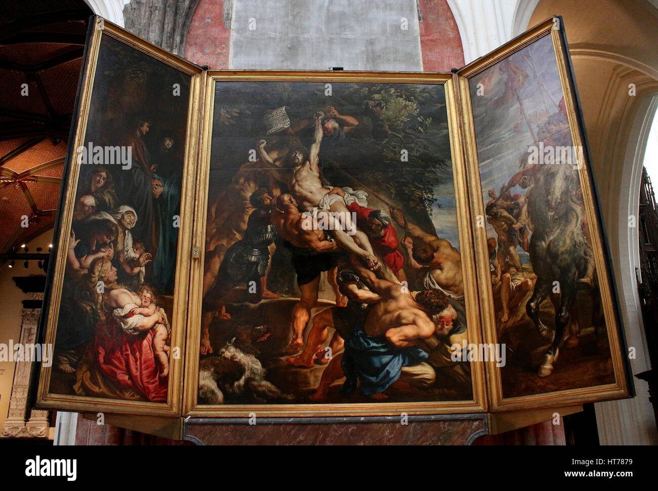 Rubens - die Höhe des Kreuzes (Kruisoprichting - 1611) in der Kathedrale unserer lieben Frau, Antwerpen, Belgien Stockfoto